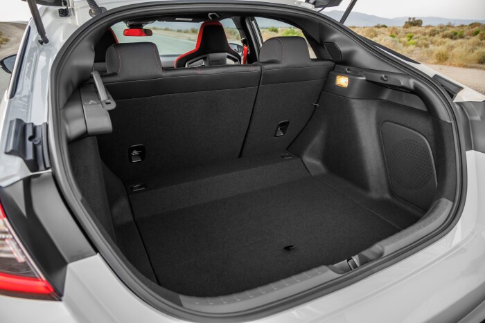 2023_Civic_TypeR_0020.1ff15011adea416a7.jpg