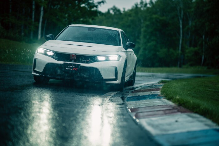 2023_Civic_TypeR_0029_15_JapaneseMarketModel80a50b16752a0a9a.jpg