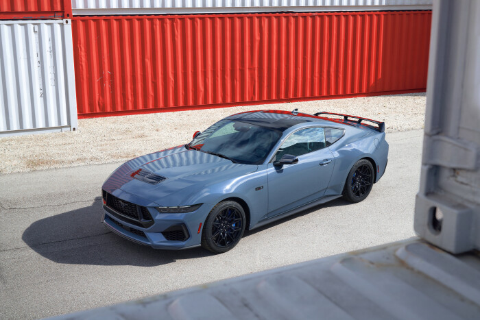 2024-Mustang-2068a7344a04cbb4cb.jpg