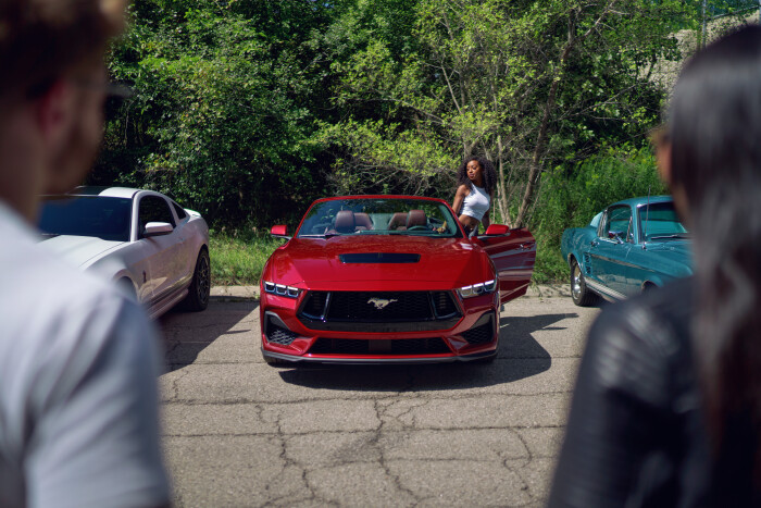 2024-Mustang-Lifestyle-03248eaa238edaa5b7.jpg