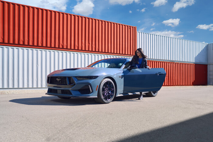 2024-Mustang-Lifestyle-055b310d9d6e1b1134.jpg