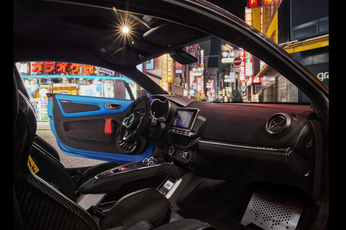 A110RTokyo774371185ff75f71c.jpg