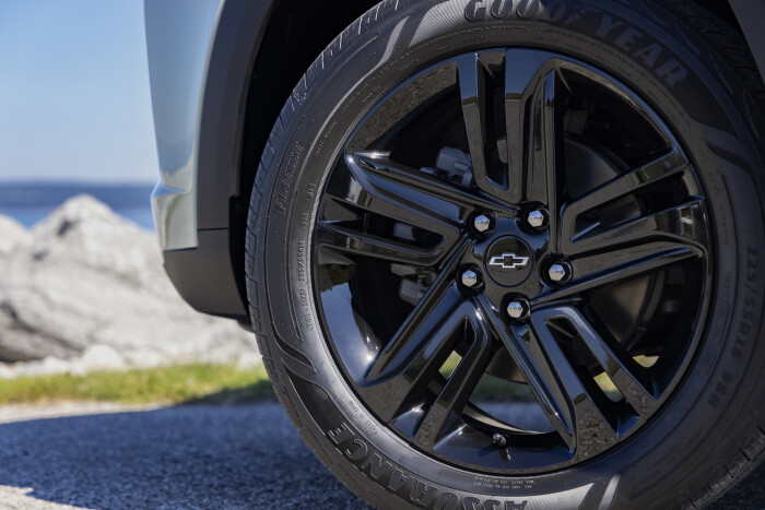 2024-chevrolet-trax-activ-015d60d94e6161813c9.jpg