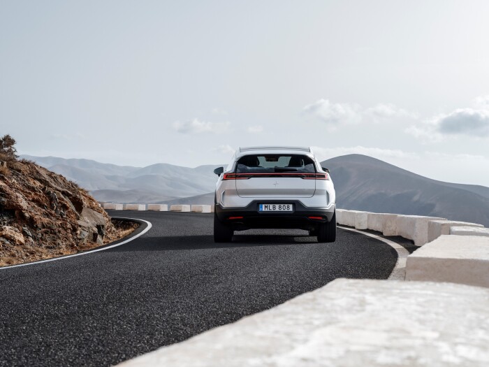 660445_20221012_Polestar_39c603ea70378f697.jpg