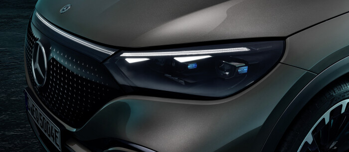 Mercedes-EQ. EQE SUV. AMG Line Exterior, Night Package, Velvet brown metallic, 22" AMG multi-spoke l