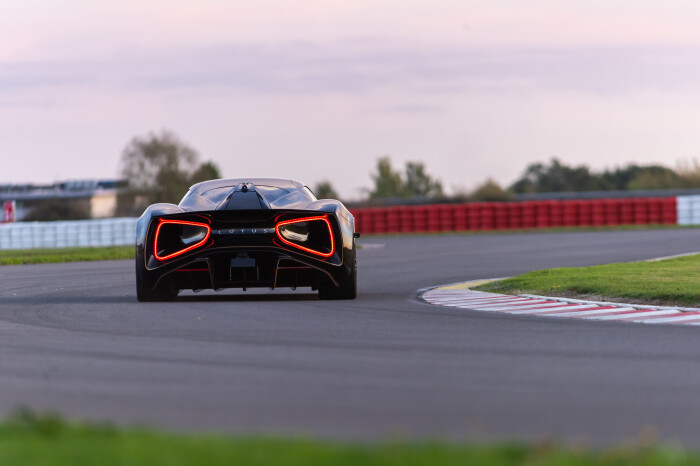 _LOT8504-810-Jenson_Button_BTS4db901b5d881ee12.jpg