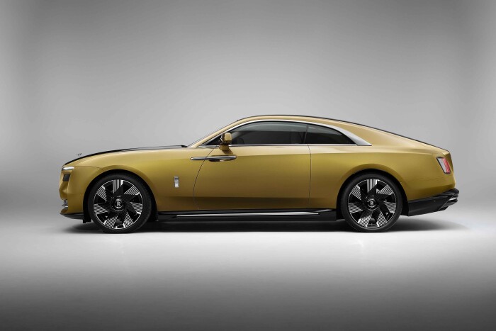 3_SPECTREUNVEILEDTHEFIRSTFULLY-ELECTRICROLLS-ROYCE_PROFILEd949def475e275af.jpg