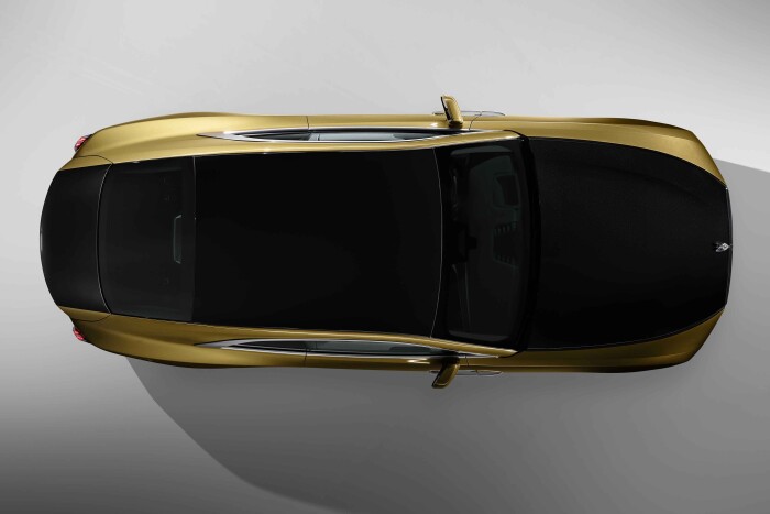 6_SPECTREUNVEILEDTHEFIRSTFULLY-ELECTRICROLLS-ROYCE_AERIALa1bf0bbeecd1cb72.jpg