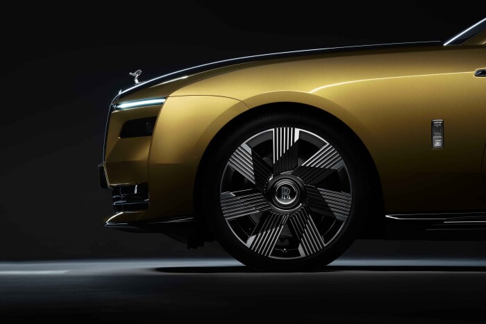 9_SPECTREUNVEILEDTHEFIRSTFULLY-ELECTRICROLLS-ROYCE_FRONTPROFILE0d6cb95ef668e34f.jpg