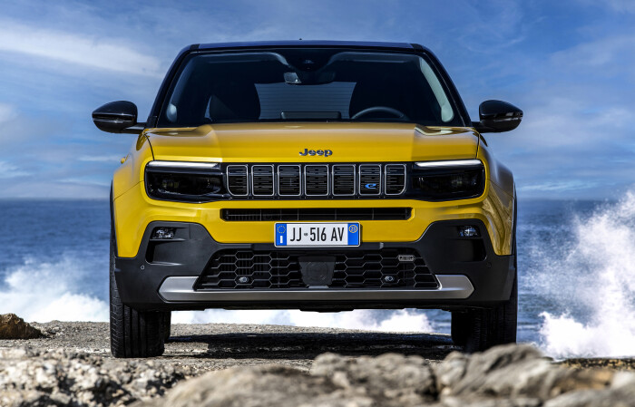 JeepAvenger219b20cd55685b2849.jpg