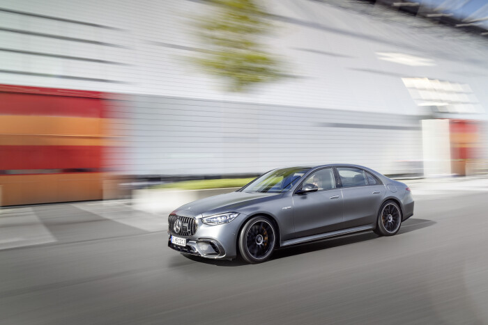 Der neue Mercedes-AMG S 63 E PERFORMANCE (Angaben WLTP | Kraftstoffverbrauch gewichtet, kombiniert: 