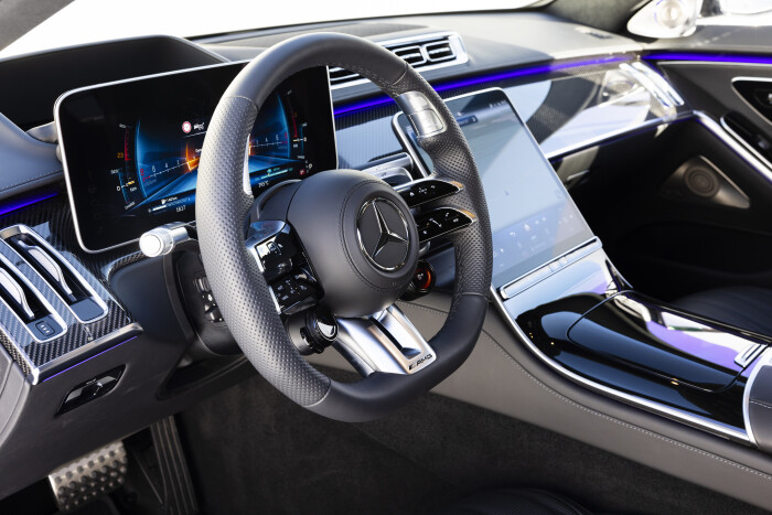Mercedes-AMG S 63 E PERFORMANCE (Angaben WLTP | Kraftstoffverbrauch gewichtet, kombiniert: 4,4 l/100
