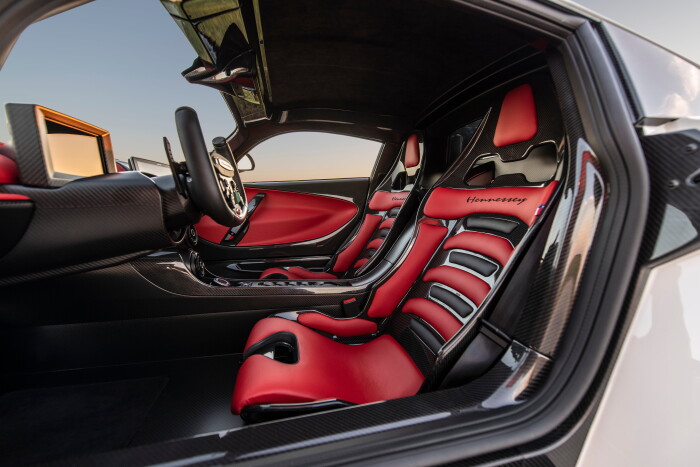 Hennessey-Venom-F5-Revolution-Coupe---24a29cda83ce11c4b3.jpg