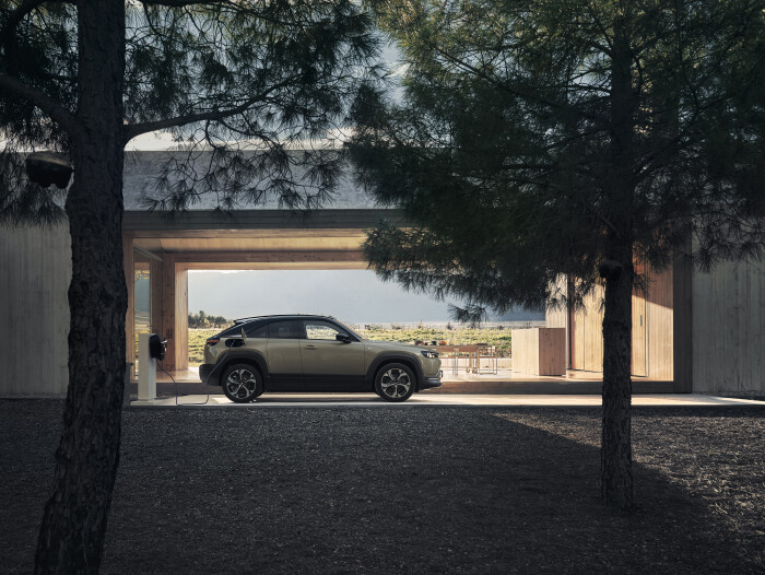 2022_MX-30_IPM1_REV_GER_LHD_BRD_C304_EXTb35ee6b30979572a.jpeg