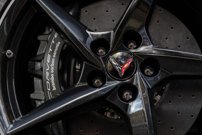 2024-chevrolet-corvette-e-ray-3lz-02142928af243c989ea.jpeg