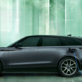 RR_Velar_24MY_Exterior_14_Side_PHEV_01022303c8c751c8e6e634