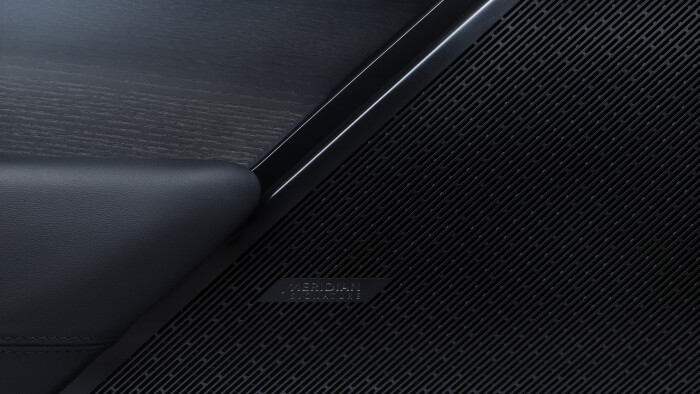 RR_Velar_24MY_Interior_15_010223de329d0fbd44098b.jpeg