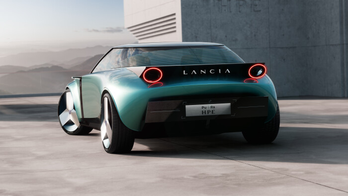 Lancia-PuRa-HPE-Exterior-26dadc8780fac4a3a.jpeg