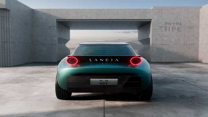 Lancia-PuRa-HPE-Exterior-4938950bfe4052907.jpeg
