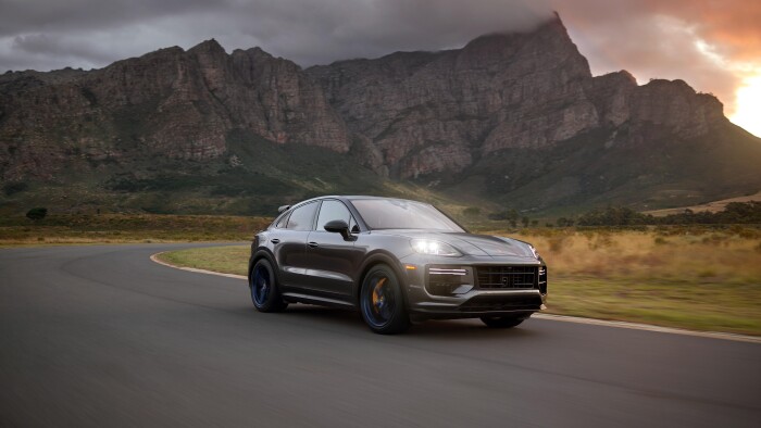 2024-The-new-Cayenne-Turbo-GT-newcarscoops-com_7f55658e421b1873b.jpeg