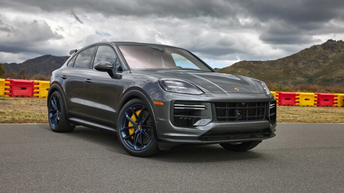 2024-The-new-Cayenne-Turbo-GT-newcarscoops-com_87fb46a01e20cb5c2.jpeg