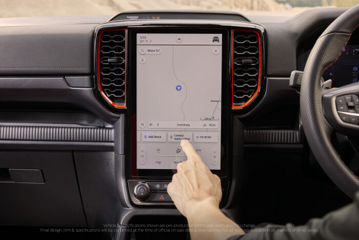 Next-Gen-Ranger-Raptor-Centre-Touchscreen-2a71ddf7c71f0b3ae.jpeg