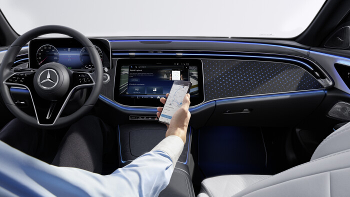 Mercedes-Benz E-Klasse, Avantgarde Line; Exterieur: Graphitgrau; Interieur: Nappaleder nevagrau Mercedes-Benz E-Class Avantgarde line; exterior: graphite grey; interior: Nappa leather neva grey