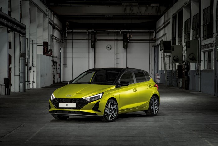 Hyundaii20(4)