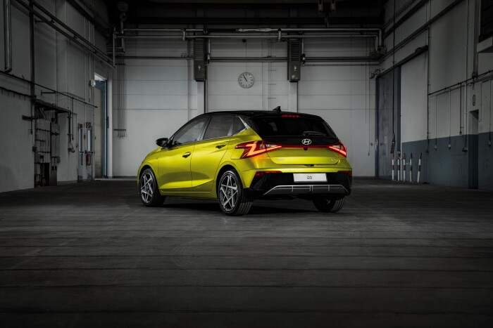 Hyundaii206614c300e13188679.jpeg