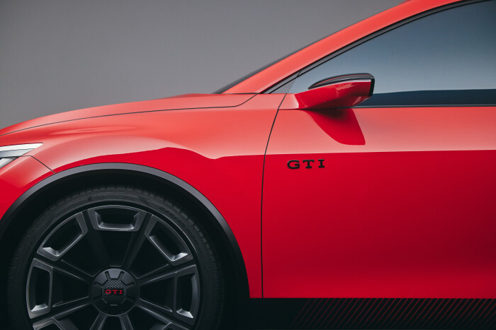 ID_GTI_Concept_Exterior_Pictures111336b07e55112658.jpeg