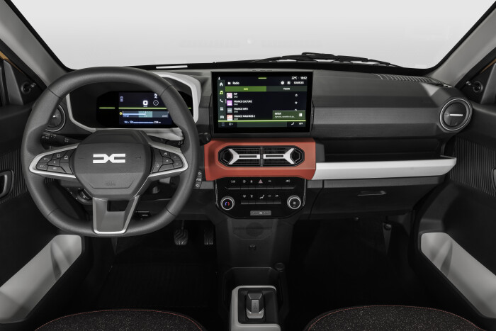 New-Dacia-SPRING-14220ad65d92a696bc.jpeg