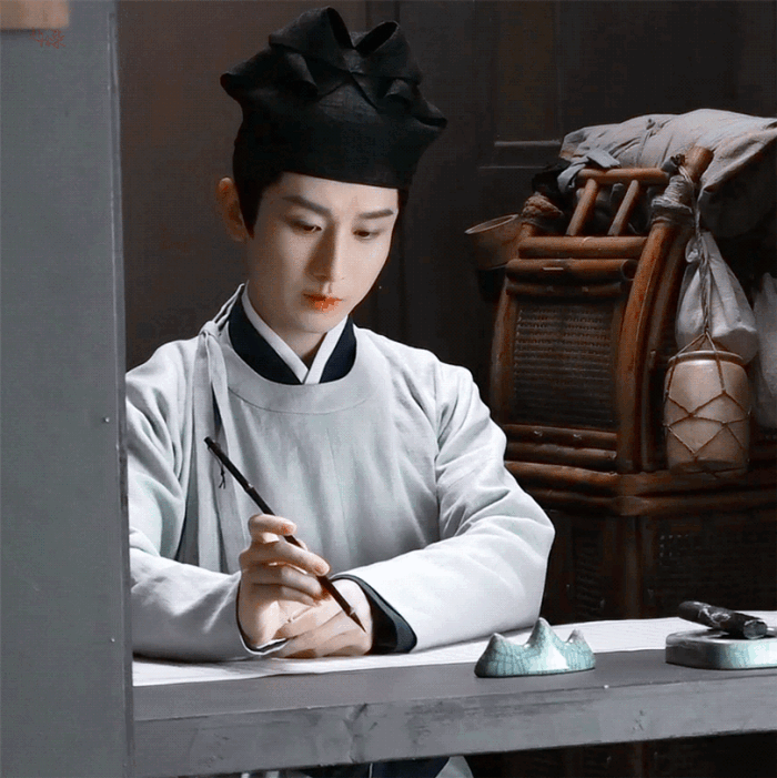 img-1710030574785008v2O8wly1hnjyhhe887g30mh0mi7x088120f20109d59b7.gif
