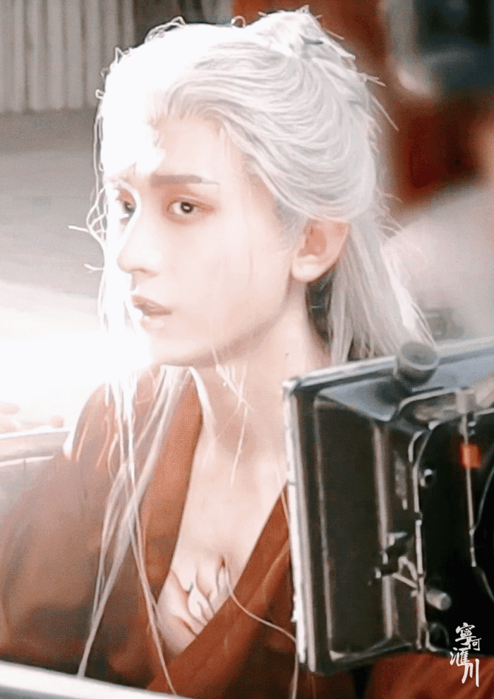 img-1711400900216005I6jkkgy1hixhlqscveg30u016gb2x00a8d20c54a2ca59.gif