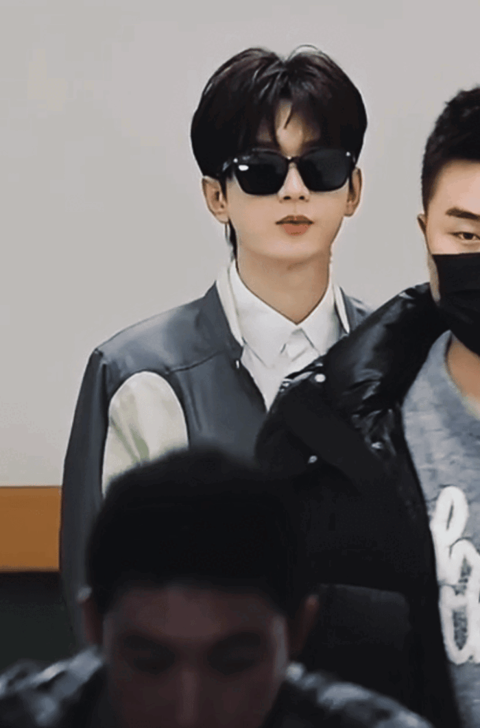 img-1742571780158006yoSBSly1hzou8jo2ubg30k00uce895d97391dcd8b34c3.gif