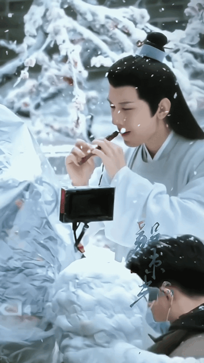 img-1704722500841007VpzKSly1hbxy4txh9rg30u01hc7x593e0e8a7c05c1b0e.gif