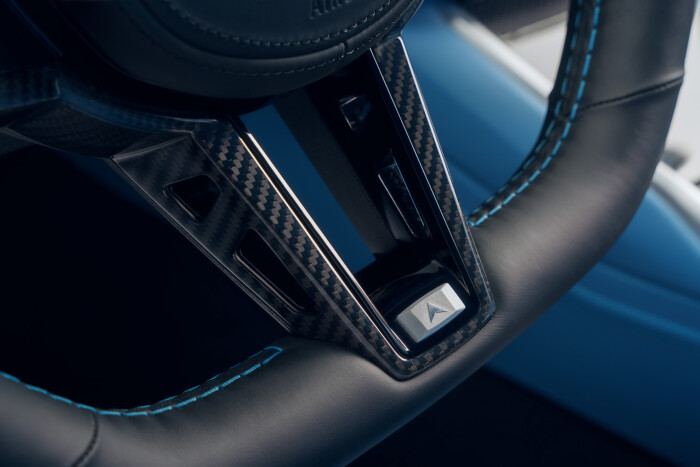 Bovensiepen_Zagato_2025_TheFirstOfFineDriving_251d7b84d41e18562c.jpg