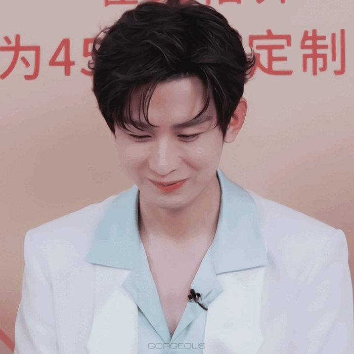 img-1749066761108008vaoAXgy1i23799ld6bg30u00u0x7c8a0f68b52484d0d5.gif