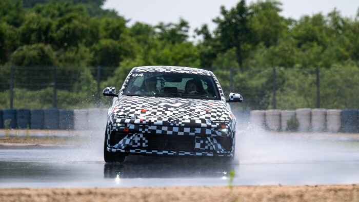 imgi_9_2026-hyundai-ioniq-6-n-prototype-120a4796b19bcb77ae.jpg