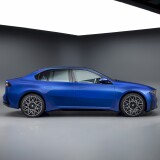 imgi_122_2027-bmw-i3-neue-klasse-shatters-competition-with-463-horsepower-and-up-to-560-miles-of-range_1a0752fe585f29b86