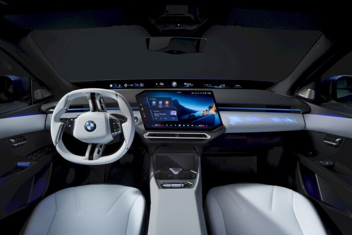 imgi_134_2027-bmw-i3-neue-klasse-shatters-competition-with-463-horsepower-and-up-to-560-miles-of-range_3fd542ced98ad3c74.jpeg