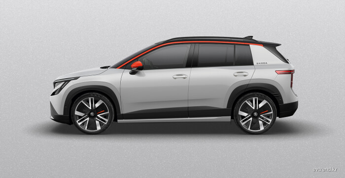 16351-112-skoda-epiq-first-edition-a92ee000b8b0de5cb9f2b3a1.jpg