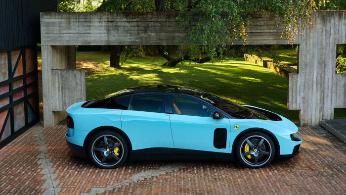 FERRARI_LUCE_HIGH_SIDE_16x9_RGB_WEB_SOCIALS442365161a23fd60.jpg